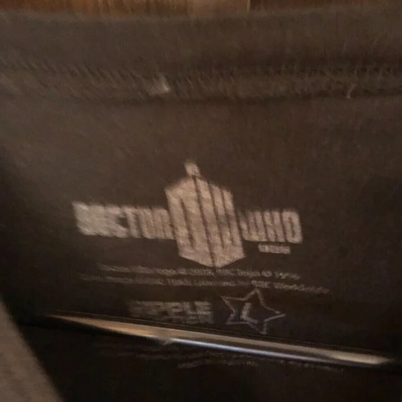 Dr. Who Black Large Boy's T-Shirt - Picture 2 of 2